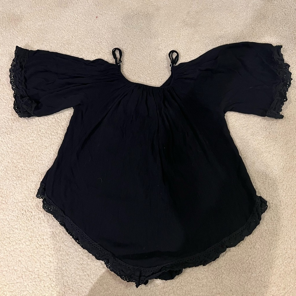 Fashion Fuse top size small